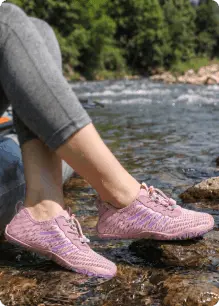 Grounding footwear